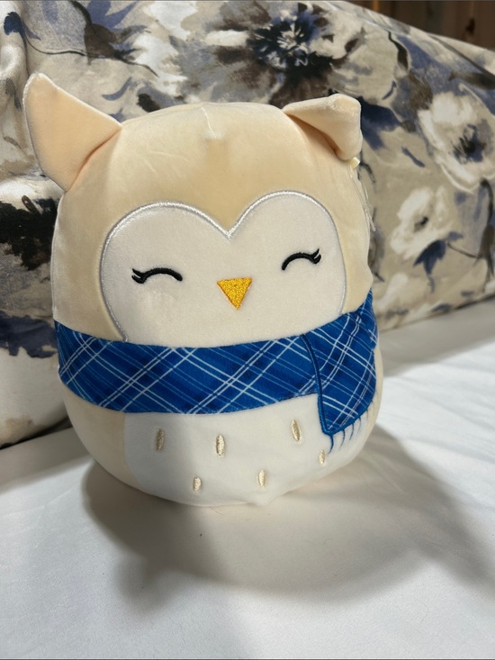 Squishmallows Other - Squishmallows Vee  winter owl with blue scarf no tags